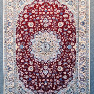 ナイン​  125 x 183  cm ​